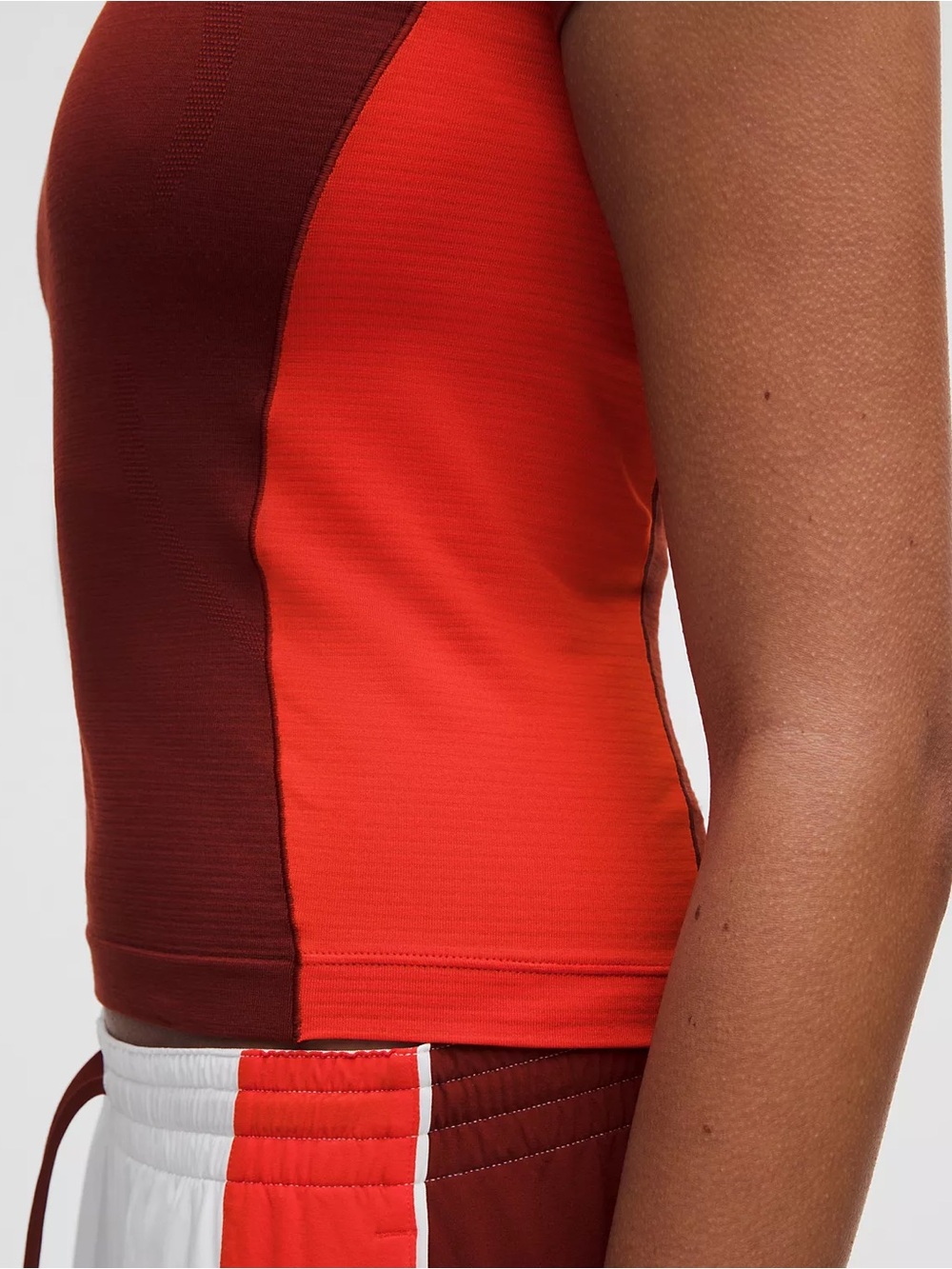 NWT Swiftly Tech Short-Sleeve Shirt 2.0 Waist Length Colourblock - Picture 4 of 9